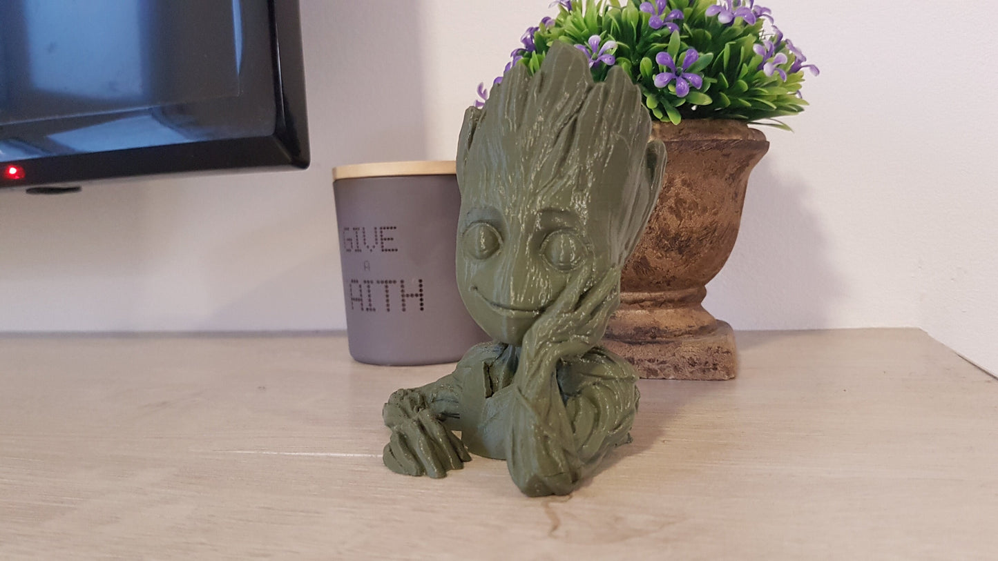 Groot Planter - paint or choose color! -Free Shipping